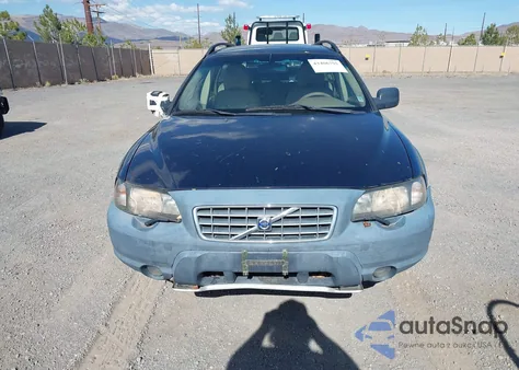 2001 Volvo V70 Xc z USA, uszkodzony, nr VIN YV1SZ58D311023121